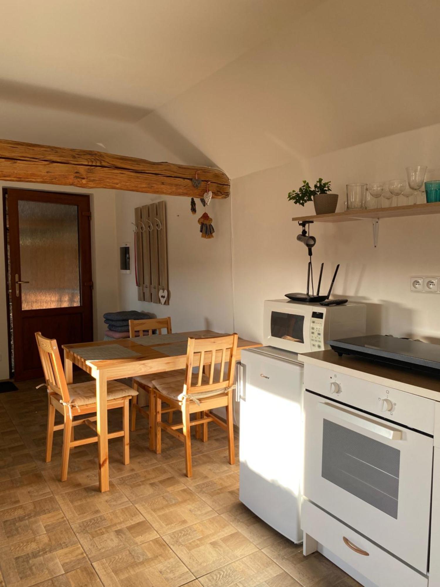 Apartman Na Vrsku Klenovice  エクステリア 写真