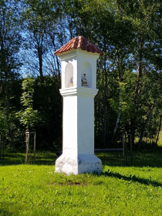 Apartman Na Vrsku Klenovice  エクステリア 写真